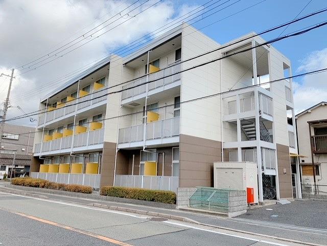 レオパレスZEPHYR