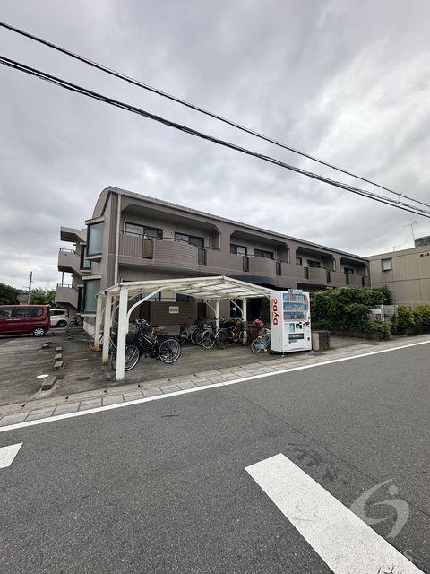 アロース・ウィステリア