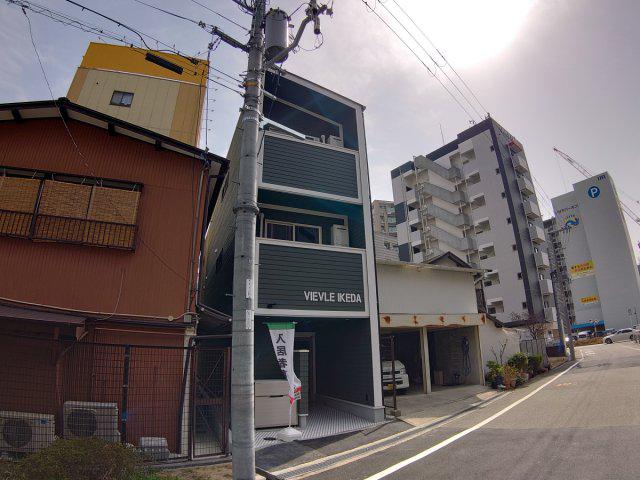VIEVLE IKEDA