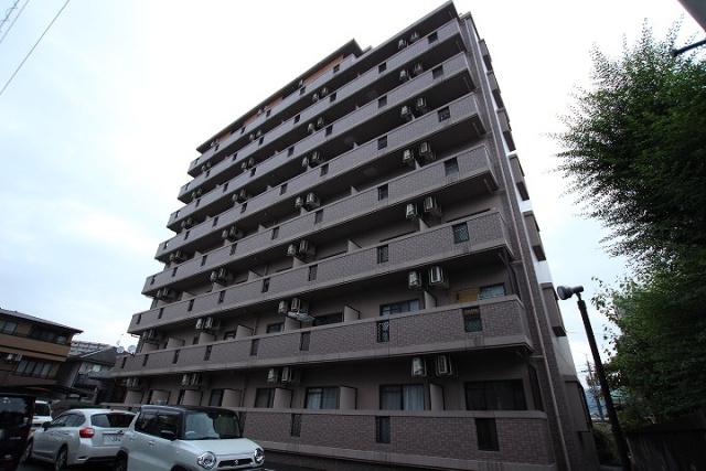 イマニシビル