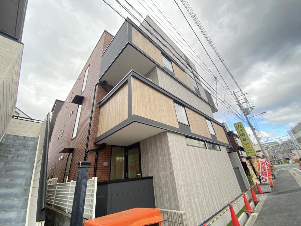 コティ七松町