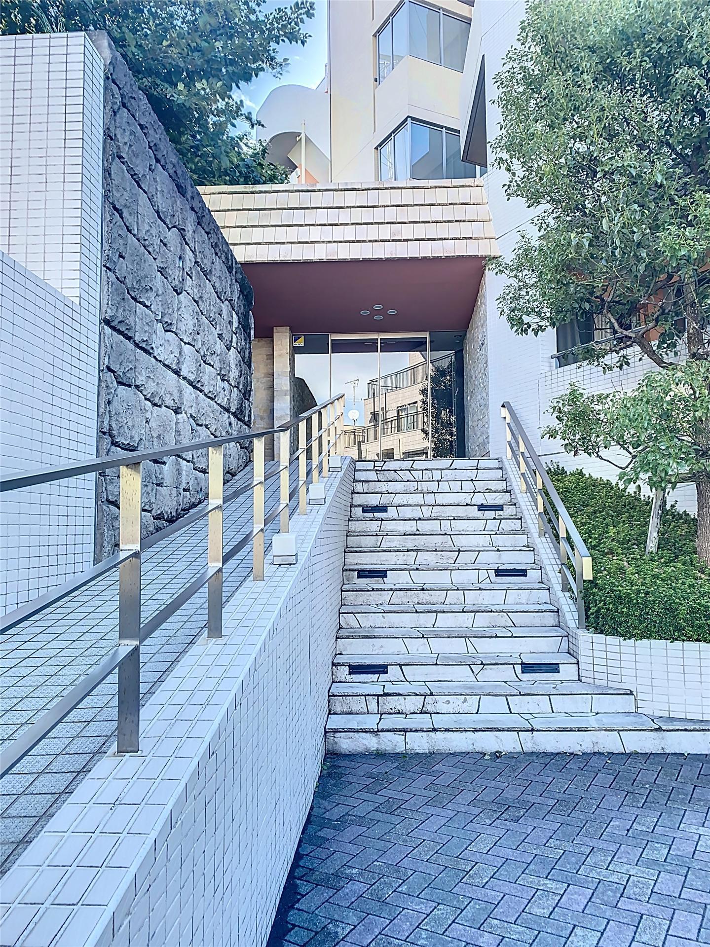 琳和ロイヤルコート