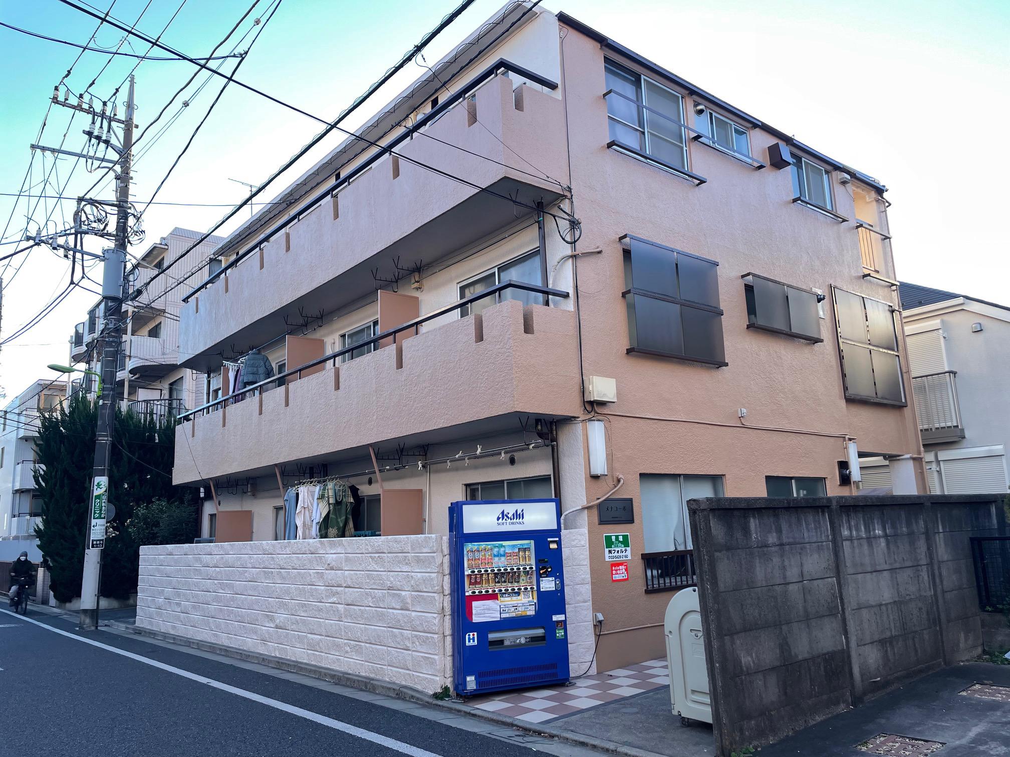 メナコーポ