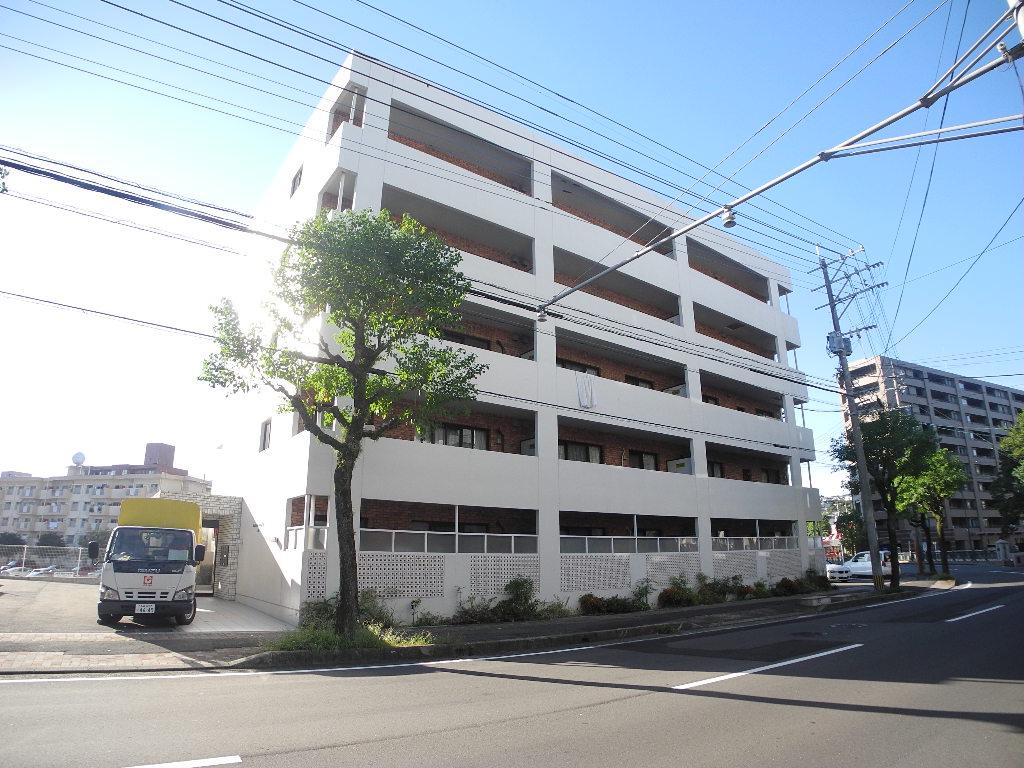 MODERN PALAZZO 文教