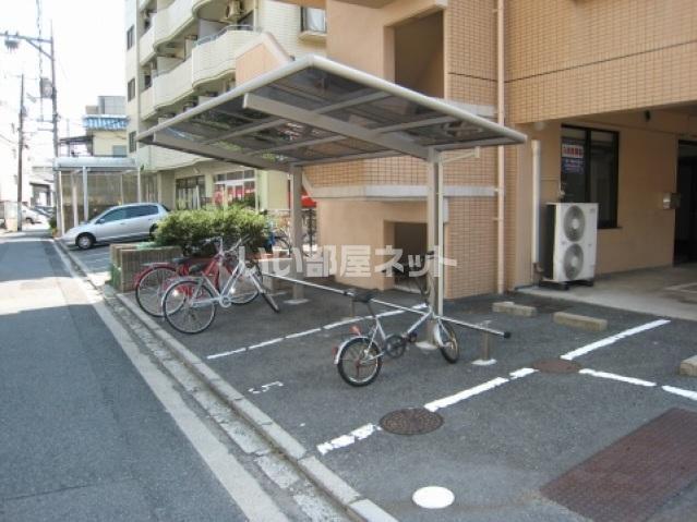リヴラン西原II