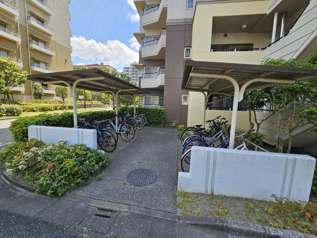 プラザ学園前2号棟