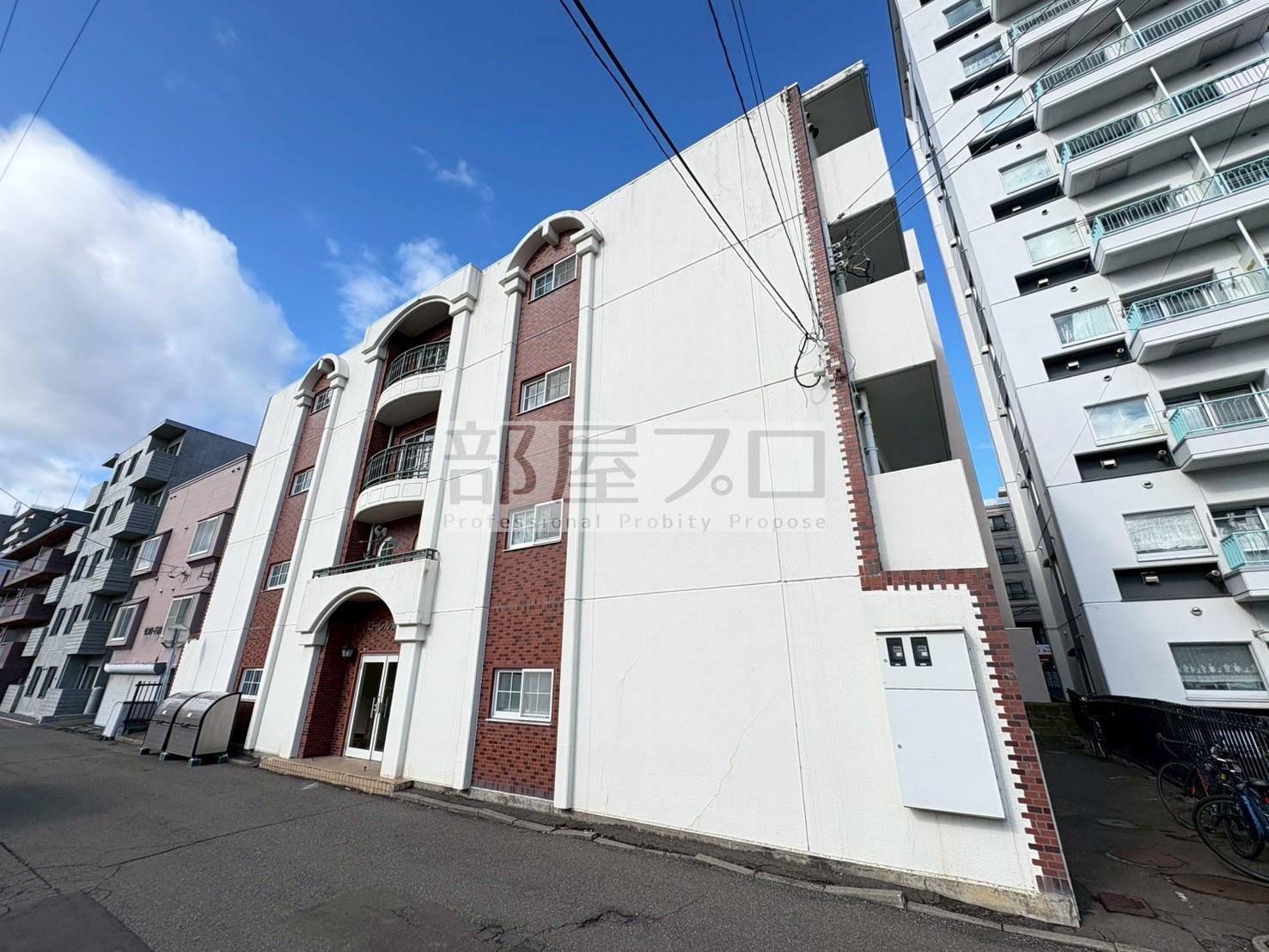 ローレル南6条