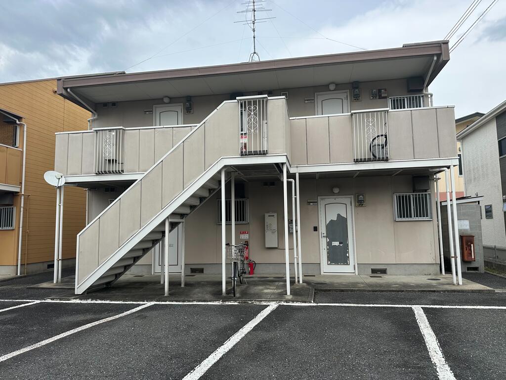 吉甚ハイツE