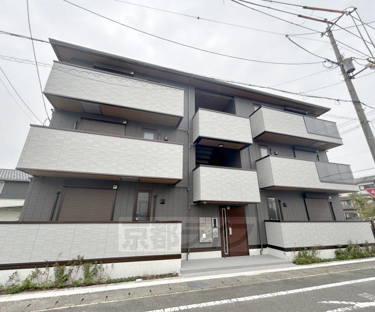 GRAMM松室吾田神町A