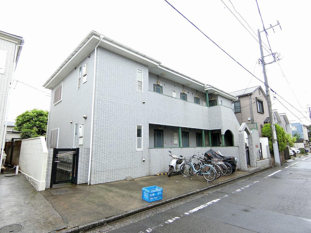 イーストプレイス