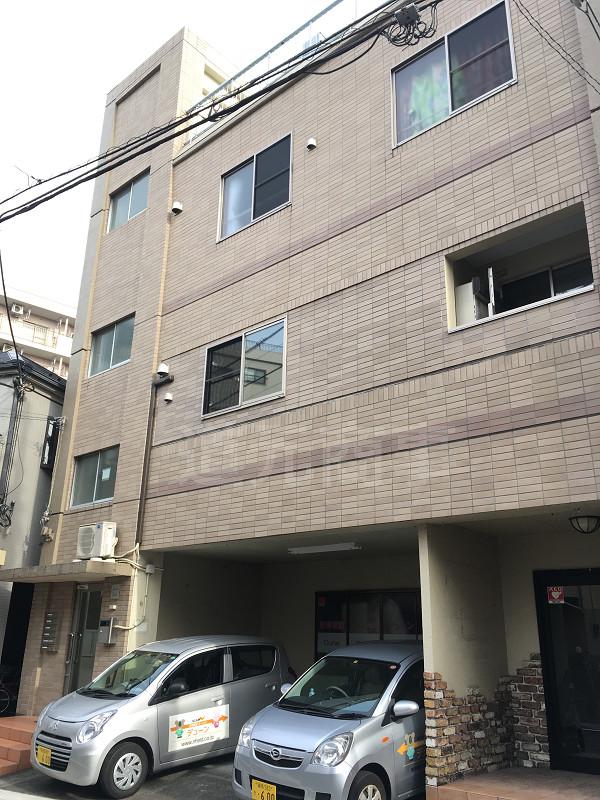 リスタアアネクス