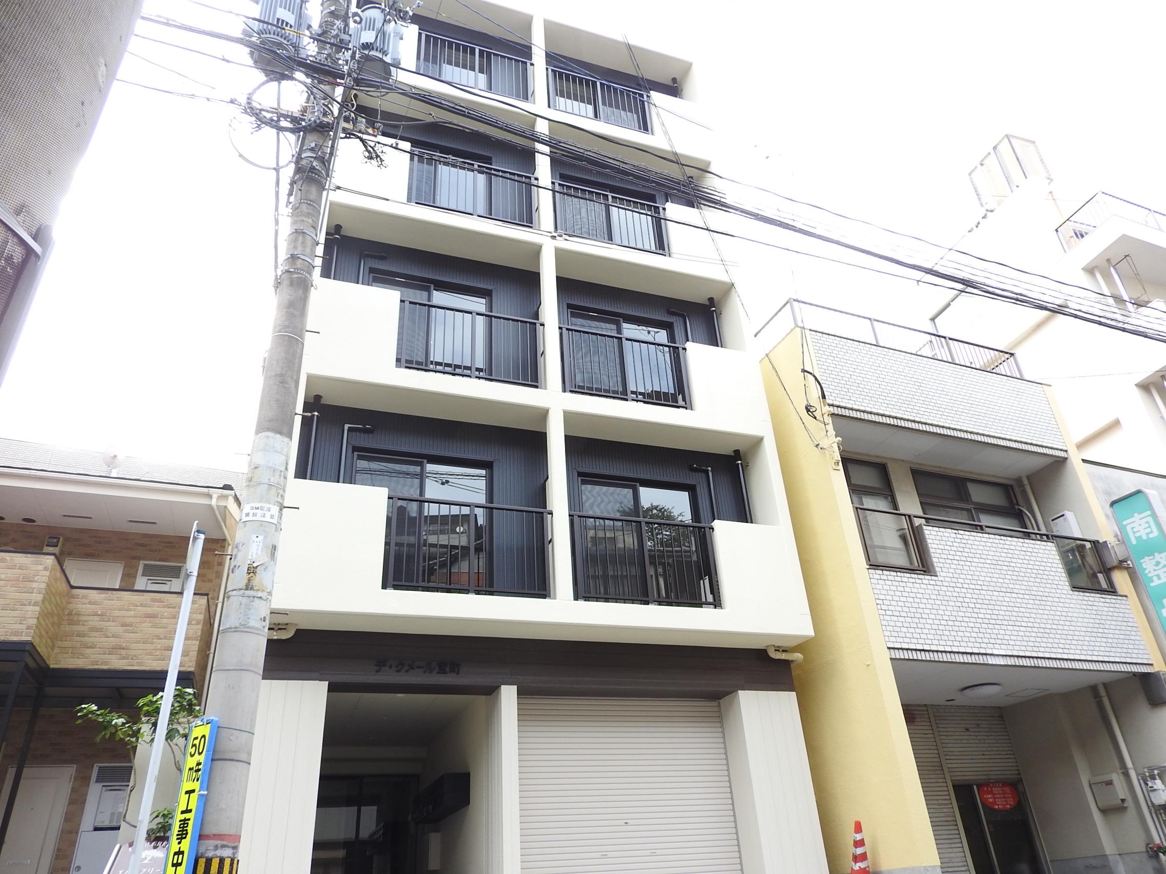 デ・クメール宝町(1K/4階)