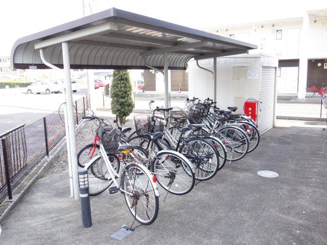 レオパレスローズ