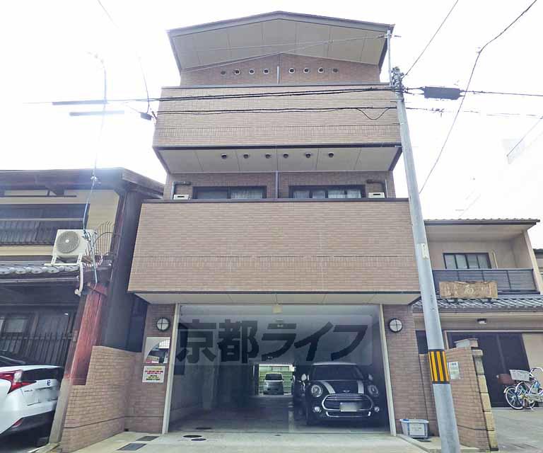 シェソワ東洞院