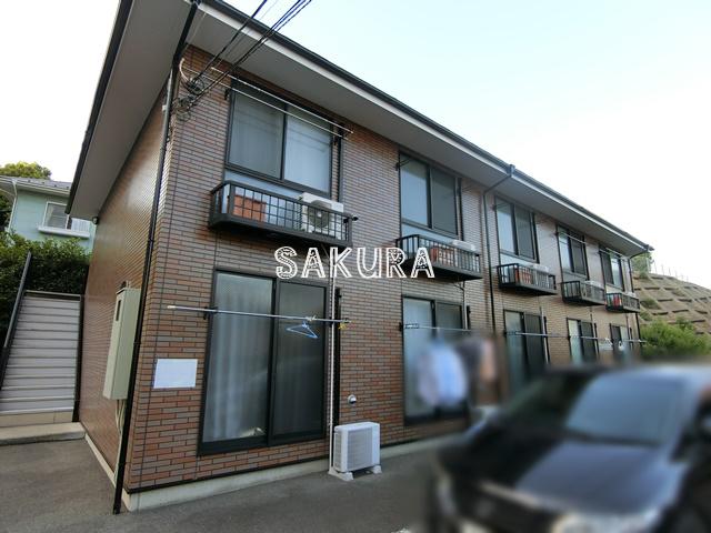アムール椿