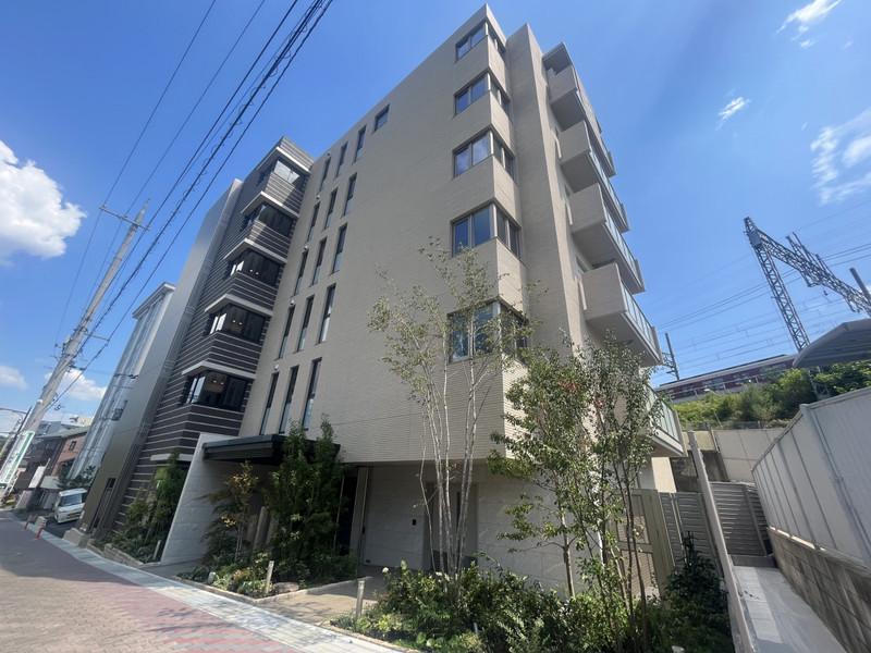 TOUR DANGE IKOMA
