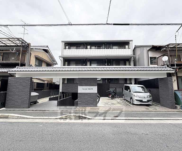 サクシード伏見西町