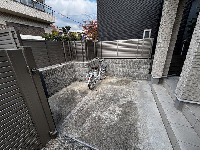 クロリス摩耶