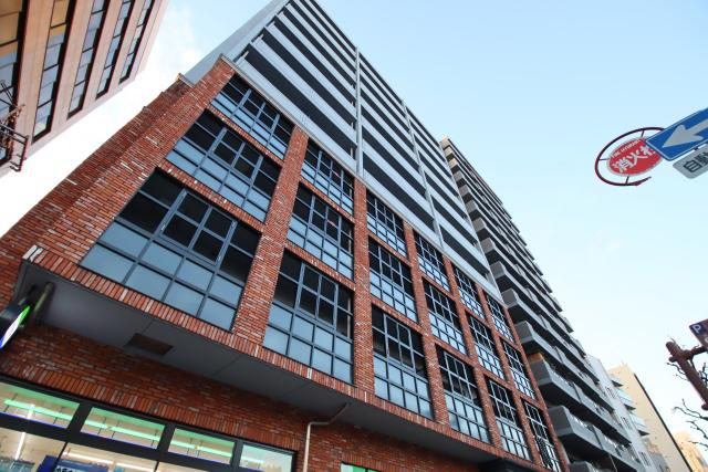 N APARTMENT