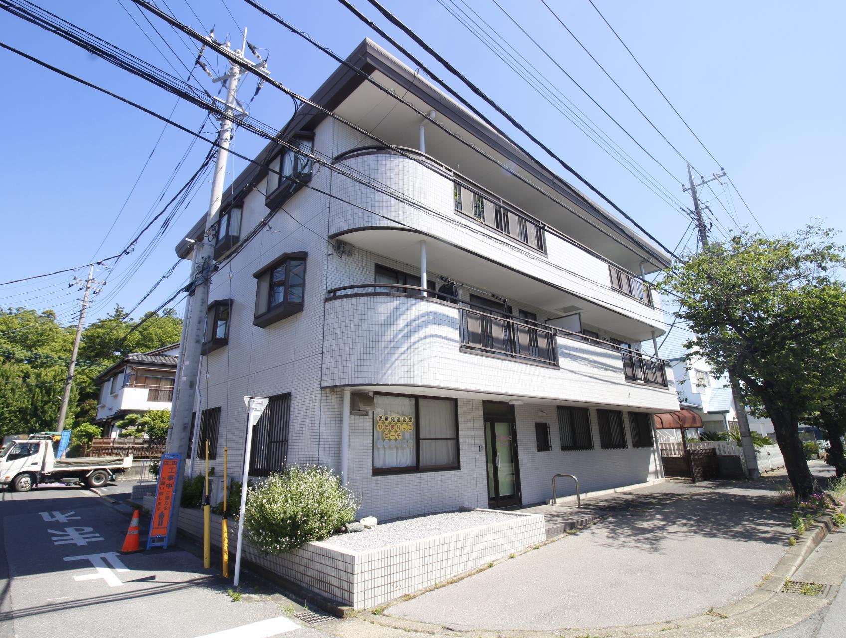 石塚ビル