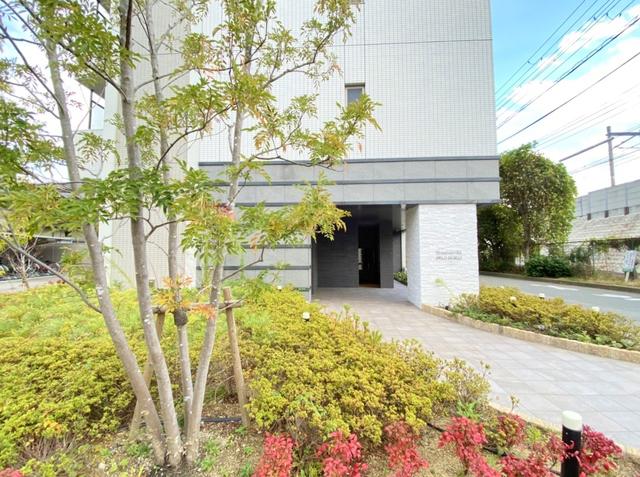 レジュールアッシュ淡路駅前