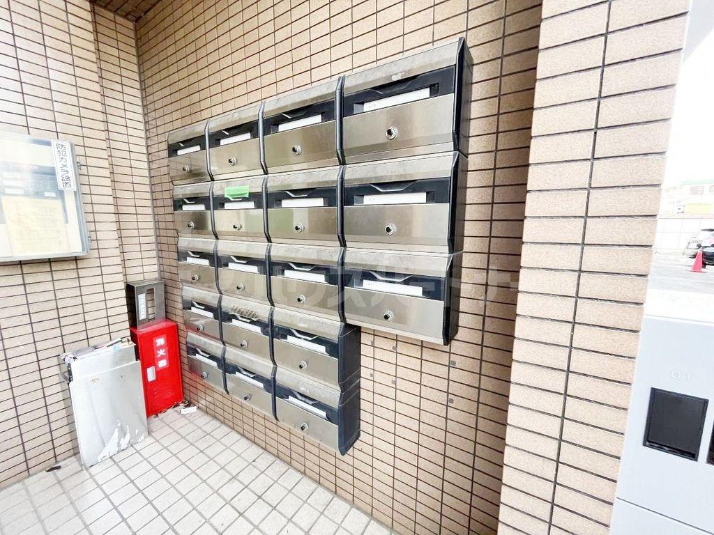 センチュリービル