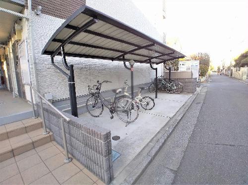 クレイノポスタ