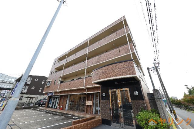 クレスト一社