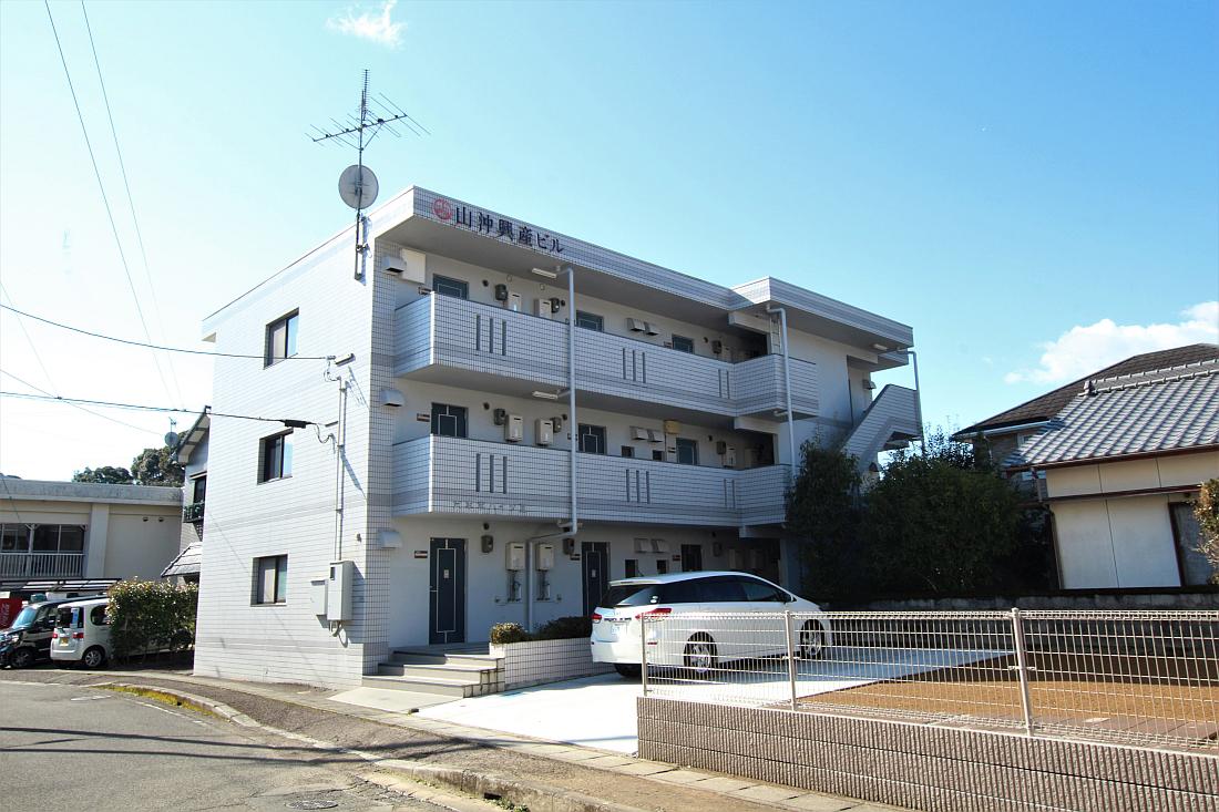 六本木ハイツIII洋室