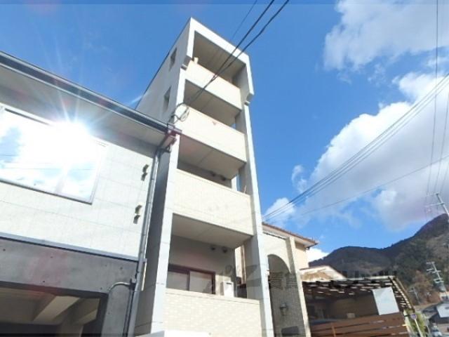 イーストヴィレッジ大宅