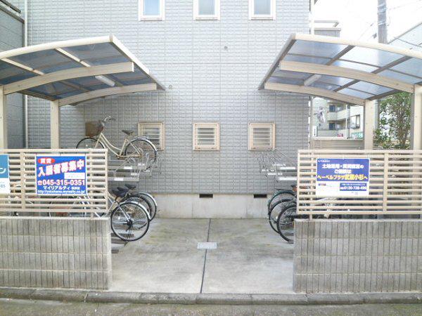 サンヴィレッジ塚越