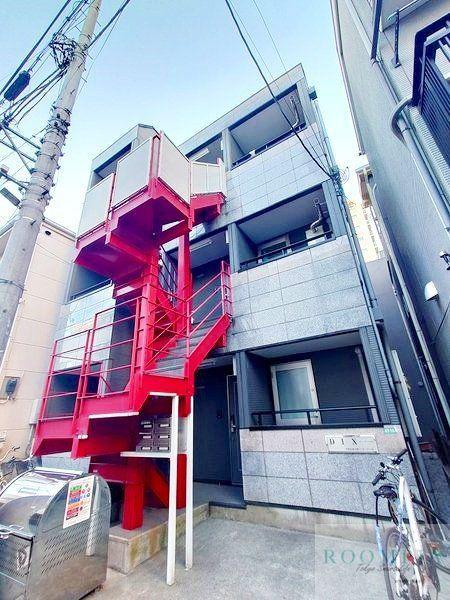 ＪＲ中央線 東中野駅 徒歩2分 3階建 築18年