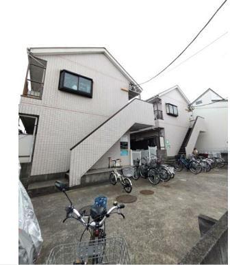 シャルマン氷川