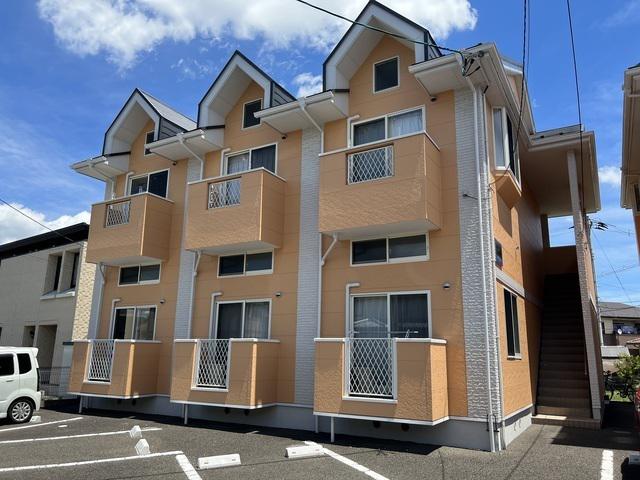 アヴァンセ岩切 壱番館