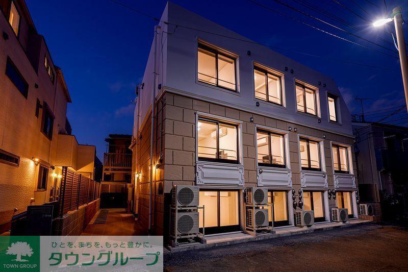 HJ PLACE NISHIHARA