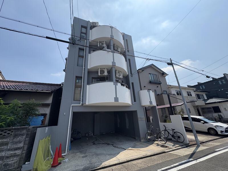 プロクシースクエア上野(ワンルーム/3階)の外観写真