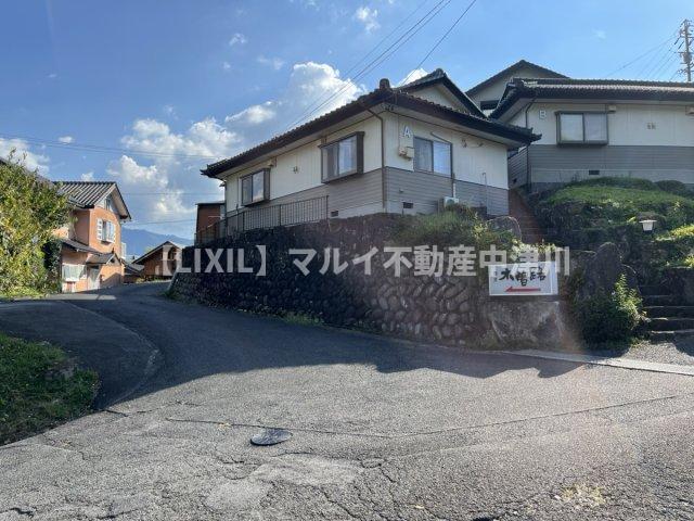 ハイツ木曽路A