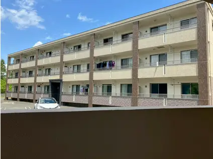 ベタニア(1LDK/3階)の外観写真