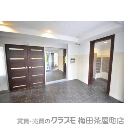 エスリード野田阪神駅前
