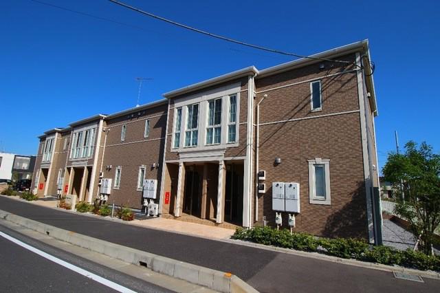 GENTLY HOUSE