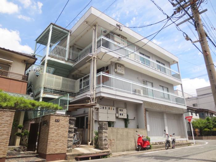 服部コーポ花塚町