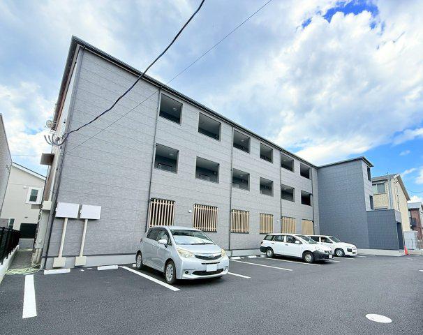 RS RESIDENCE