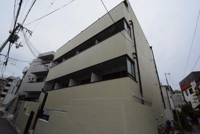 H・アーシュ
