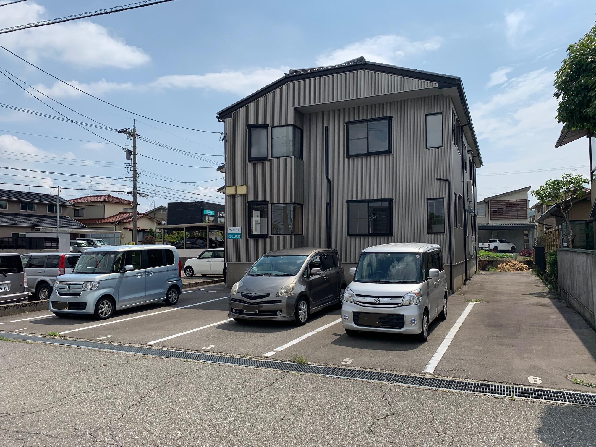 ファミーユK