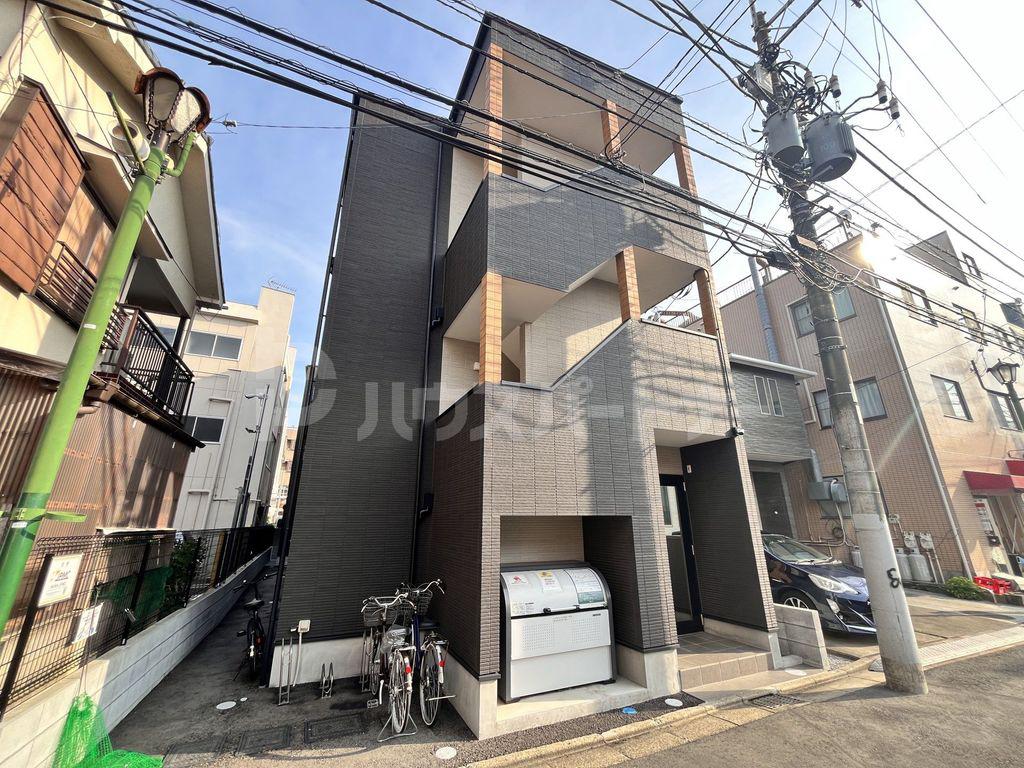 Y-HOUSE