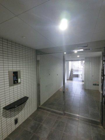 レオ五拾番館