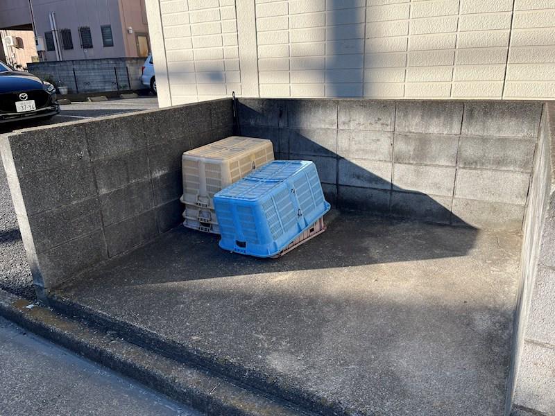クレセントハイム