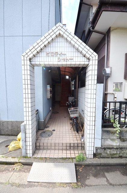 ピロティシャトー