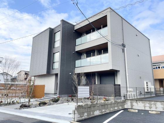 HIGHNESS本郷町