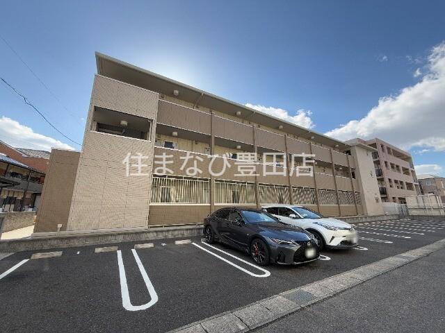 クリア トゥレス B棟
